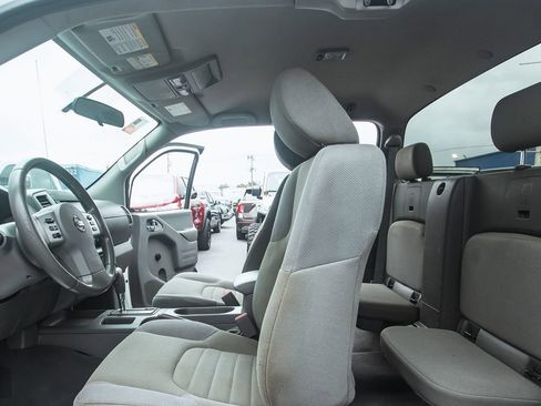 Used 2019 Nissan Frontier S image 6