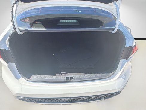 Used 2020 Toyota Corolla SE image 23