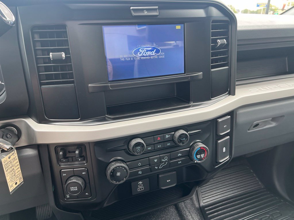 New 2027 Ford F350 XL w/ FX4 Off-Road Package AWD/4WD image 12