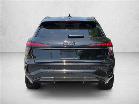 New 2026 Audi Q3 quattro 2.0T AWD/4WD image 8