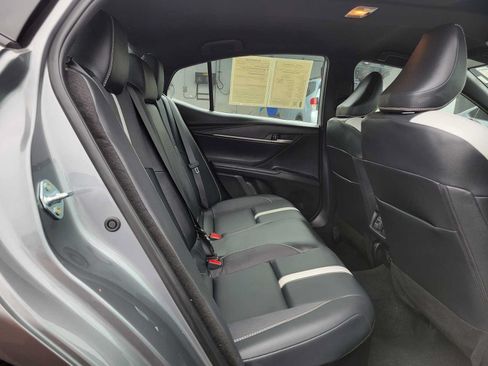 Used 2025 Toyota Camry SE FWD image 12