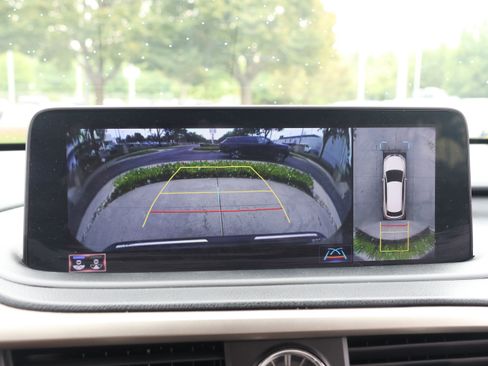 Certified 2022 Lexus RX 350L Luxury image 24