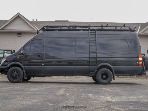 Used 2012 Mercedes-Benz Sprinter 3500 image 3