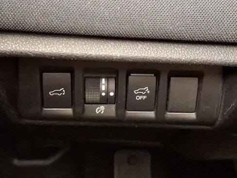 Used 2020 Subaru Outback Premium AWD/4WD image 25