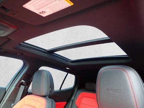 New 2025 Chevrolet Equinox EV RS image 14