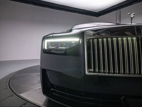 Used 2025 Rolls-Royce Ghost AWD/4WD image 11
