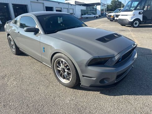 Used 2012 Ford Mustang Shelby GT500 RWD image 7