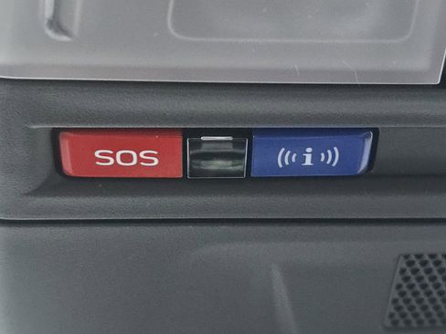 New 2026 Subaru Crosstrek 2.0i Premium image 26