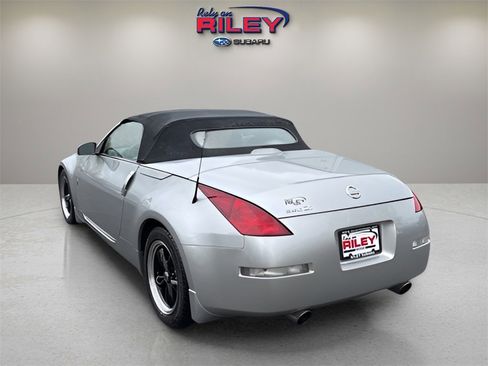 Used 2005 Nissan 350Z Enthusiast image 6