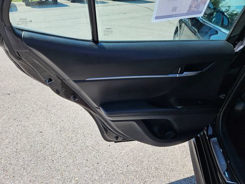 Used 2024 Toyota Camry SE FWD image 24