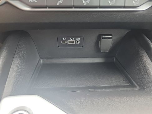 Used 2025 Nissan Altima 2.5 SV FWD image 24