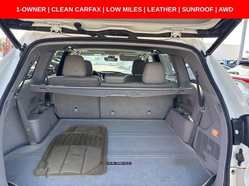 Used 2017 Toyota Highlander Limited w/ Carpet Mat Package AWD/4WD image 11