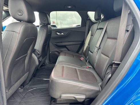 Used 2021 Chevrolet Blazer RS w/ Enhanced Convenience Package FWD image 14