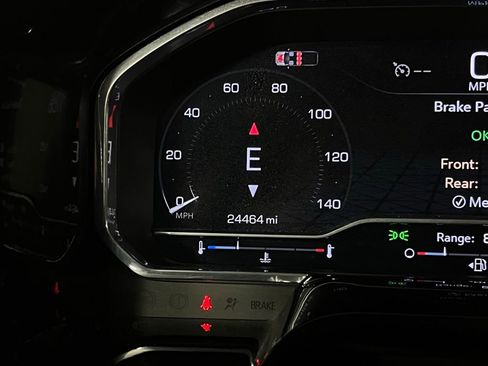 Used 2024 GMC Sierra 3500 SLT w/ SLT Convenience Package image 17