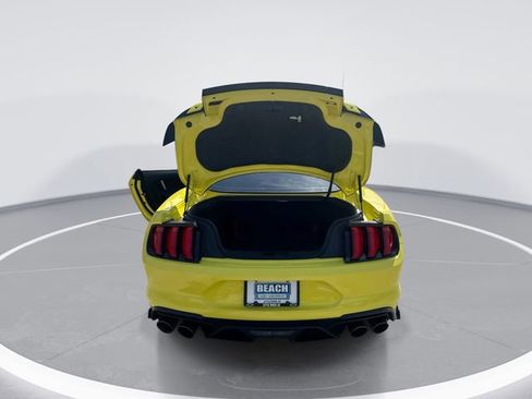 Used 2021 Ford Mustang Shelby GT500 w/ Technology Package RWD image 25