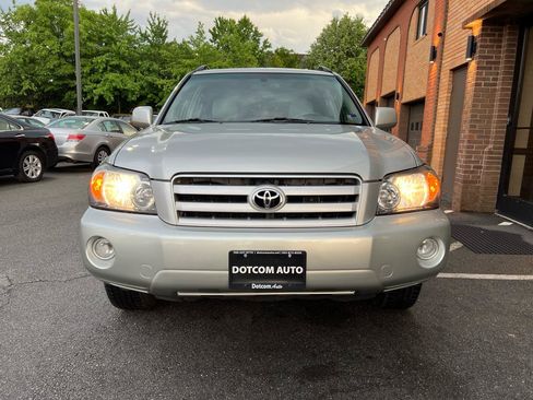 Used 2004 Toyota Highlander 4WD V6 image 17