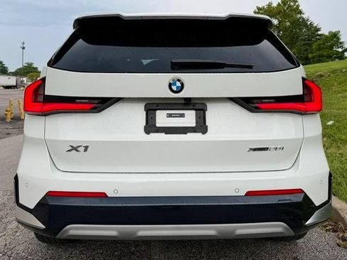 Used 2025 BMW X1 xDrive28i w/ Convenience Package AWD/4WD image 6
