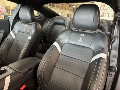 Used 2020 Ford Mustang Shelby GT500 w/ Technology Package RWD image 27