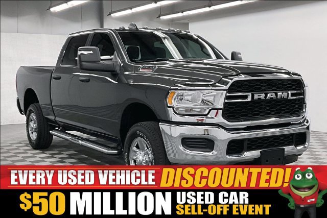 Used 2024 RAM 2500 Tradesman w/ Chrome Appearance Group AWD/4WD image 1