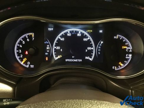 Used 2014 Jeep Grand Cherokee Overland AWD/4WD image 48
