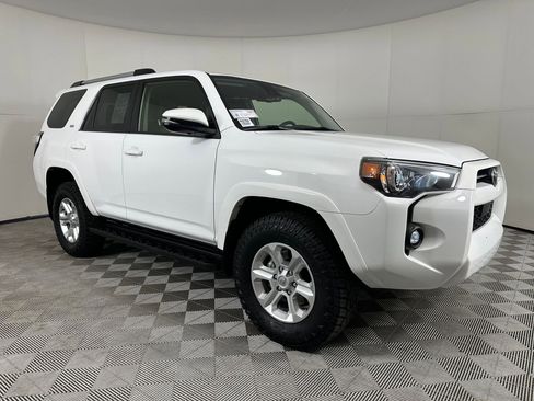 Used 2024 Toyota 4Runner SR5 Premium image 6
