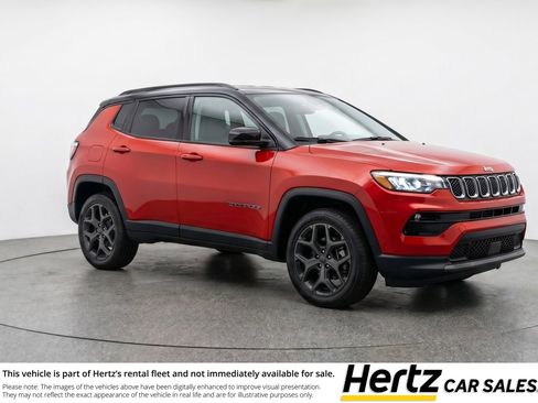 Used 2025 Jeep Compass Limited AWD/4WD image 1
