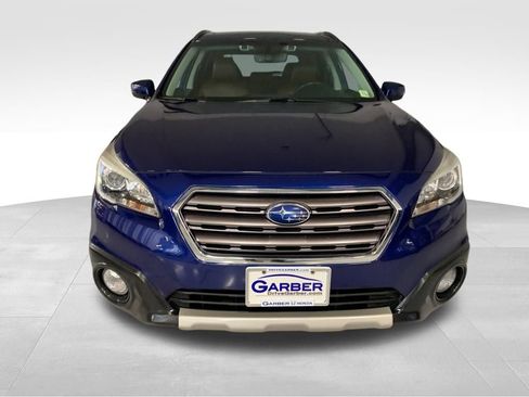 Used 2017 Subaru Outback 2.5i Touring image 9