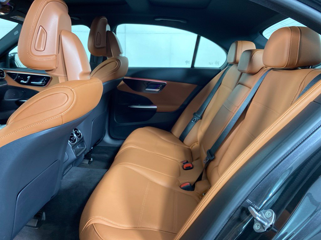 Used 2024 Mercedes-Benz C 300 4MATIC Sedan image 13