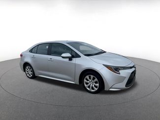 Used 2025 Toyota Corolla LE video 2