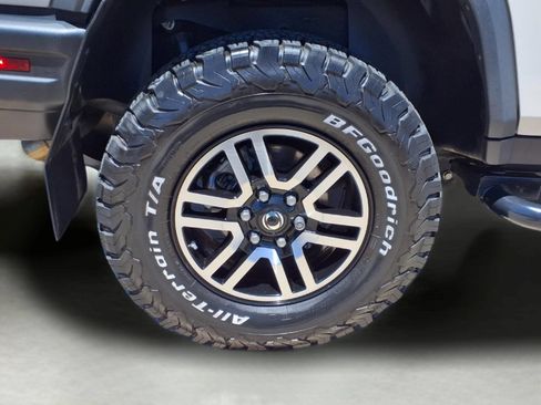 Used 2025 INEOS Grenadier AWD/4WD image 9