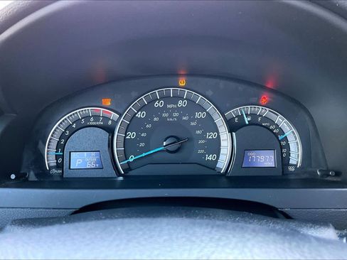 Used 2012 Toyota Camry SE image 25