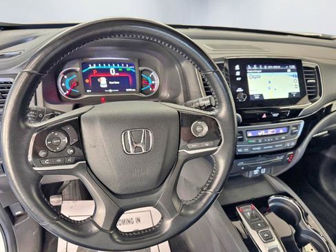 Used 2019 Honda Pilot Touring image 15