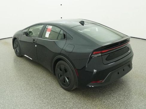 New 2026 Toyota Prius LE image 38