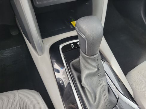 Certified 2023 Toyota Corolla Cross LE FWD image 27