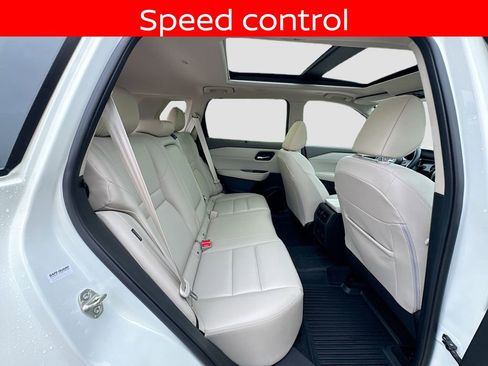 Used 2023 Nissan Rogue SL w/ SL Premium Package FWD image 28