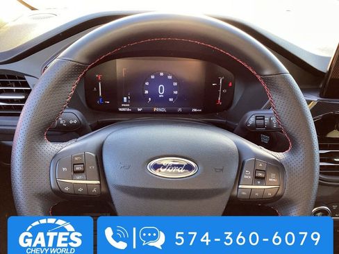 Used 2025 Ford Escape ST-Line image 26