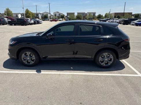 Used 2027 Honda HR-V LX image 2