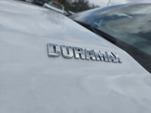 Used 2024 Chevrolet Silverado 1500 High Country w/ High Country Premium Package AWD/4WD image 11