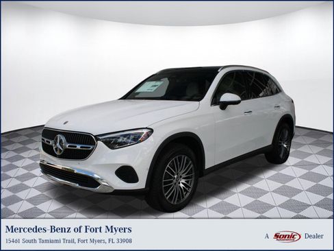 Used 2026 Mercedes-Benz GLC 300 image 1