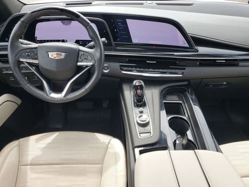 Used 2023 Cadillac Escalade ESV Sport w/ LPO, ONYX Package AWD/4WD image 24