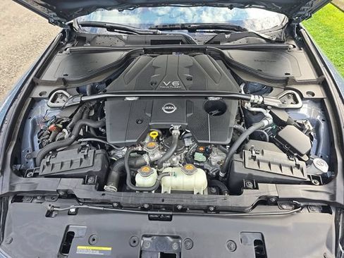 Used 2025 Nissan Z NISMO w/ Floor Mat Package RWD image 14