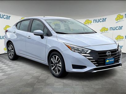 New 2025 Nissan Versa SV w/ Trunk Package