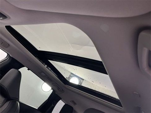 Used 2025 INFINITI QX60 Luxe w/ Lighting Package (N94) image 29