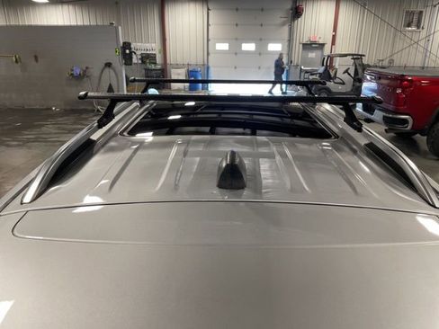 Used 2021 Chevrolet Equinox LT image 12