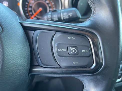 Certified 2018 Jeep Wrangler Unlimited Sport S image 18