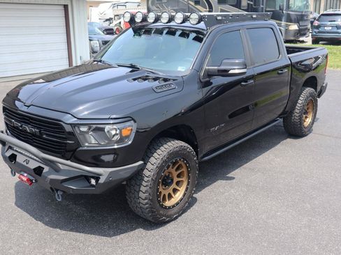 Used 2019 RAM 1500 Big Horn AWD/4WD image 11