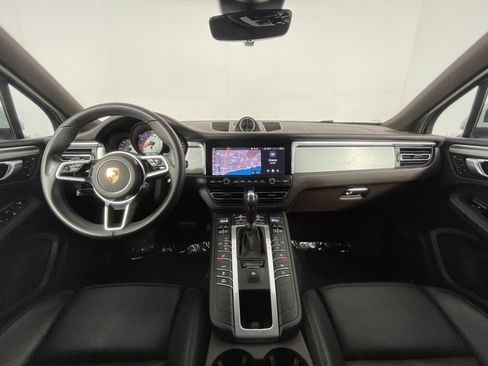 Used 2021 Porsche Macan S image 13
