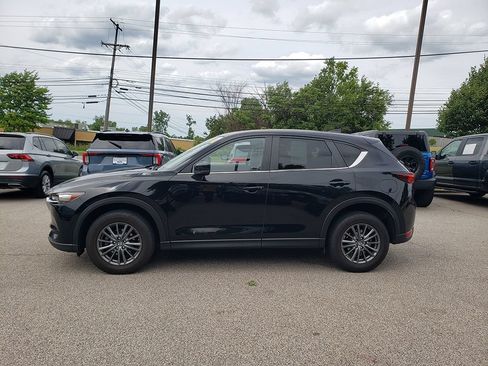Used 2017 MAZDA CX-5 Touring w/ Preferred Equipment Package AWD/4WD image 5