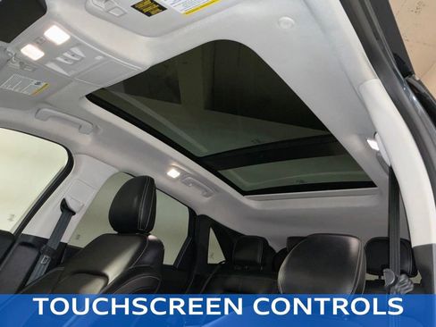 Used 2022 Ford Escape SEL AWD/4WD image 4