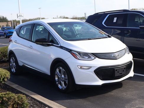 Used 2018 Chevrolet Bolt LT image 3